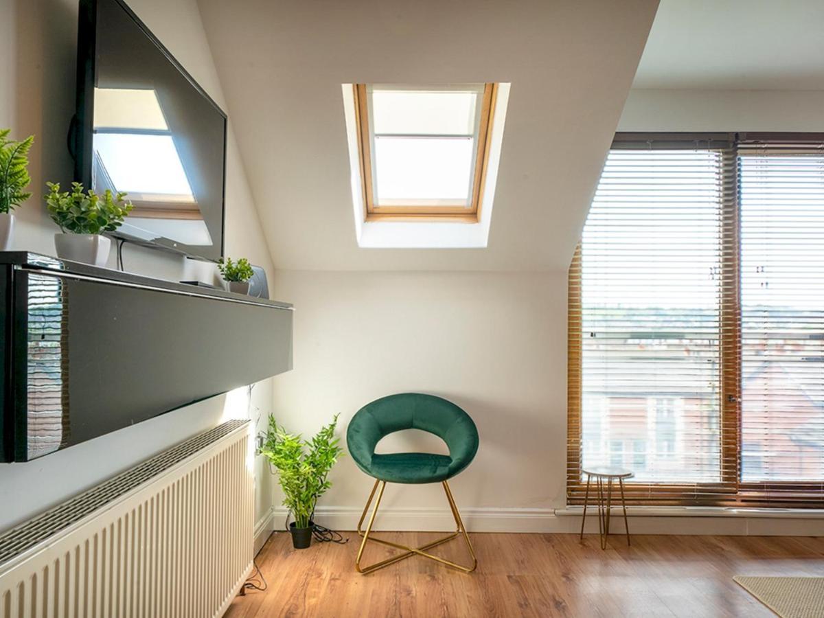 벨파스트 Titanic View Penthouse - Gated Complex - Parking 아파트 외부 사진