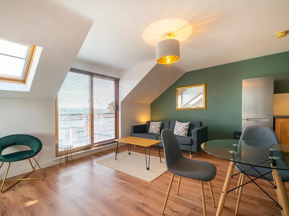 벨파스트 Titanic View Penthouse - Gated Complex - Parking 아파트 외부 사진